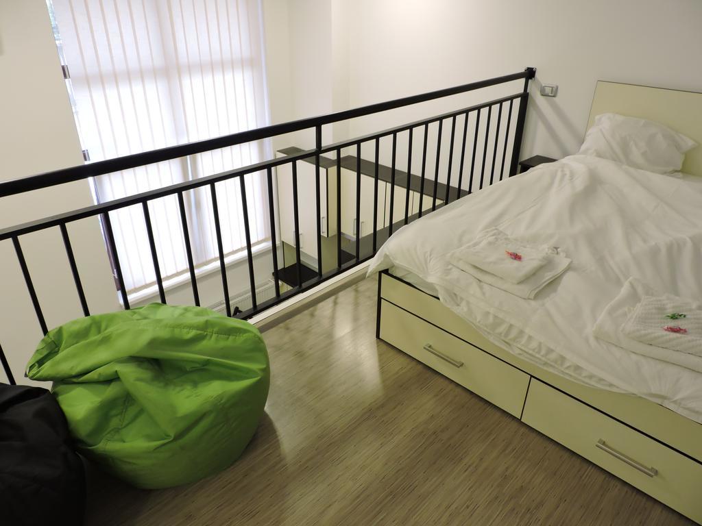 Twofloor Plopilor Lägenhet Cluj-Napoca Exteriör bild